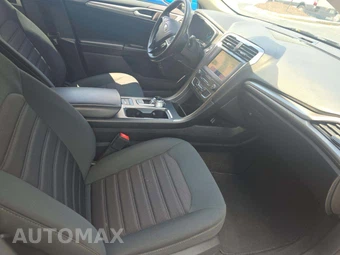 2020 Ford Fusion Hybrid SE - miniatura 17