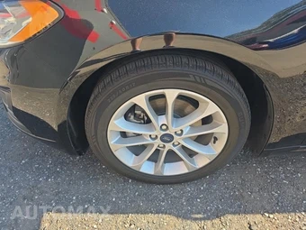 2020 Ford Fusion Hybrid SE - miniatura 8