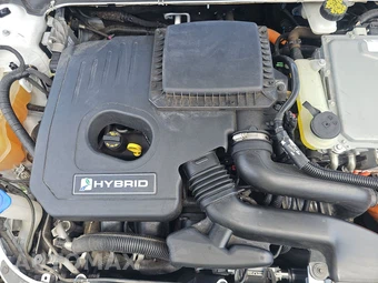 2020 Ford Fusion Hybrid SE – miniatura 15
