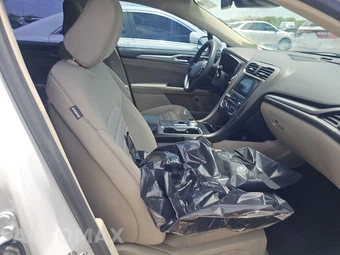 2020 Ford Fusion Hybrid SE – miniatura 8