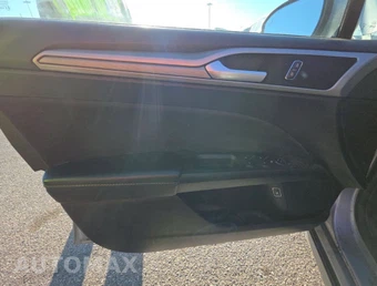 2020 Ford Fusion Hybrid SE - miniatura 19