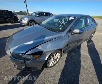 2020 Ford Fusion Hybrid SE - miniatura 4