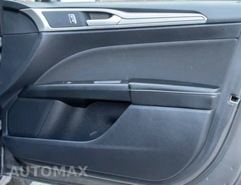 2020 Ford Fusion Hybrid SE - miniatura 18