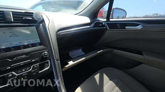 2020 Ford Fusion Hybrid SE - miniatura 32