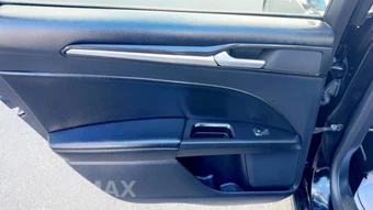 2020 Ford Fusion Hybrid Titanium - miniatura 25