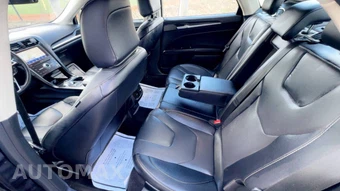 2020 Ford Fusion Hybrid Titanium - miniatura 27