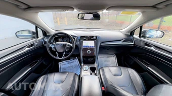2020 Ford Fusion Hybrid Titanium - miniatura 29