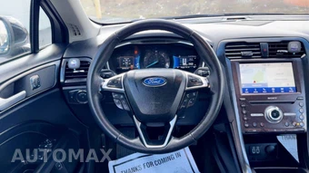2020 Ford Fusion Hybrid Titanium - miniatura 38