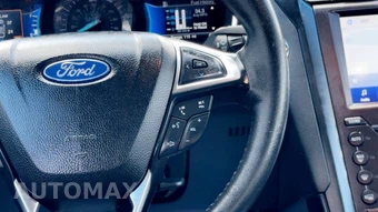 2020 Ford Fusion Hybrid Titanium - miniatura 40