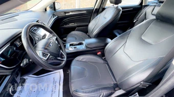 2020 Ford Fusion Hybrid Titanium - miniatura 50