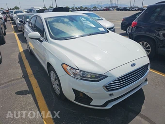 2020 Ford Fusion S – miniatura 3