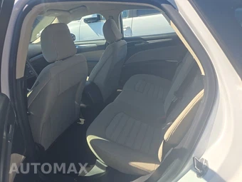 2020 Ford Fusion S – miniatura 13