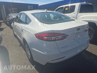 2020 Ford Fusion S – miniatura 6