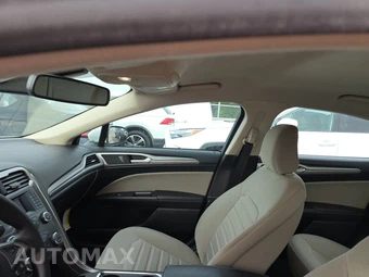 2020 Ford Fusion S – miniatura 17