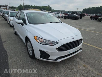 2020 Ford Fusion S – miniatura 3