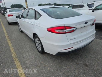 2020 Ford Fusion S – miniatura 6