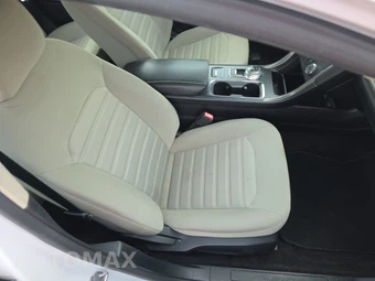 2020 Ford Fusion S – miniatura 8