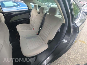 2020 Ford Fusion S - miniatura 13