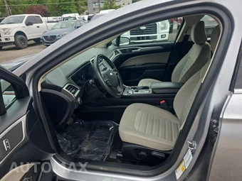 2020 Ford Fusion S - miniatura 13