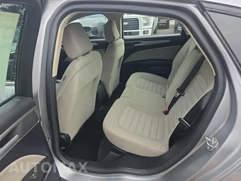 2020 Ford Fusion S - miniatura 16