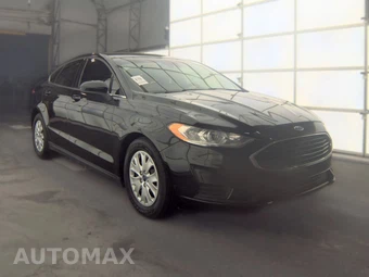 2020 Ford Fusion S – miniatura 3