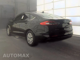 2020 Ford Fusion S – miniatura 6