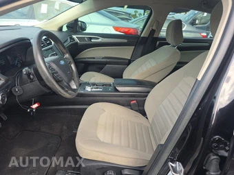 2020 Ford Fusion S – miniatura 7