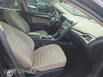 2020 Ford Fusion S – miniatura 8