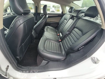 2020 Ford Fusion S – miniatura 13