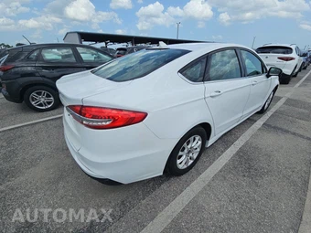 2020 Ford Fusion S – miniatura 4