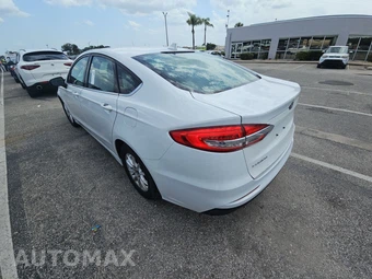 2020 Ford Fusion S – miniatura 6