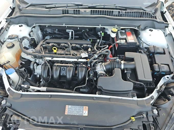 2020 Ford Fusion S – miniatura 15