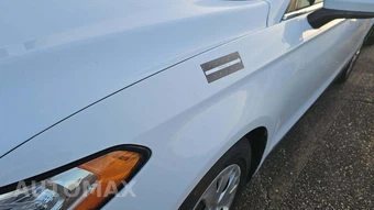 2020 Ford Fusion S – miniatura 25