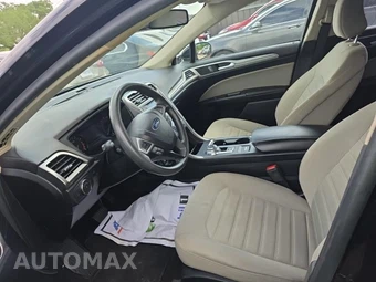 2020 Ford Fusion S – miniatura 13