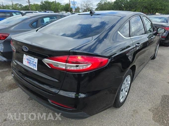 2020 Ford Fusion S – miniatura 4