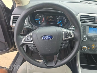 2020 Ford Fusion S - miniatura 10