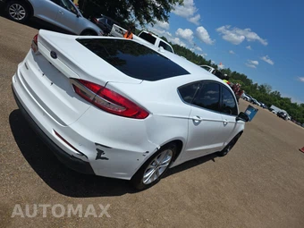 2020 Ford Fusion SE - miniatura 4