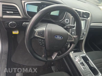 2020 Ford Fusion SE - miniatura 10
