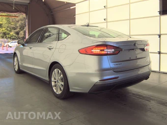2020 Ford Fusion SE - miniatura 6