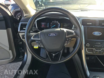 2020 Ford Fusion SE - miniatura 10