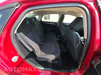 2020 Ford Fusion SE - miniatura 13