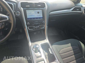 2020 Ford Fusion SE - miniatura 7