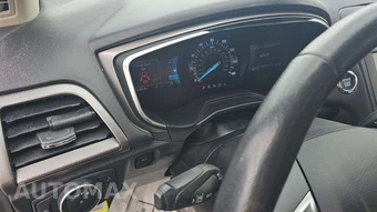 2020 Ford Fusion SE - miniatura 20