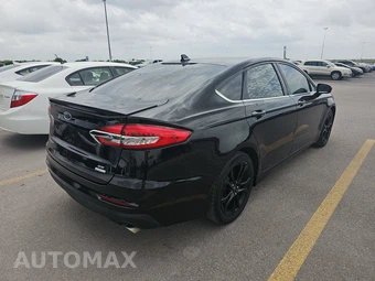 2020 Ford Fusion SE - miniatura 4