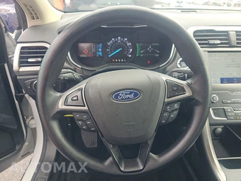 2020 Ford Fusion SE - miniatura 10