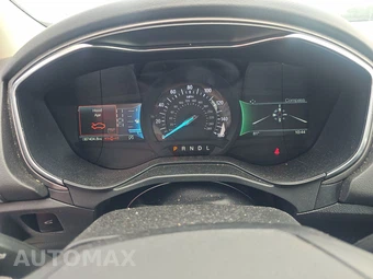 2020 Ford Fusion SE - miniatura 12