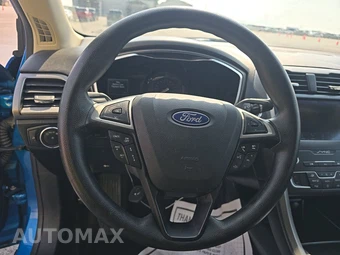 2020 Ford Fusion SE - miniatura 10