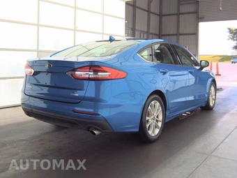 2020 Ford Fusion SE - miniatura 4