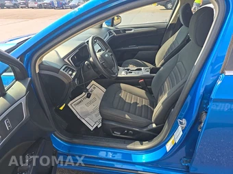 2020 Ford Fusion SE - miniatura 7