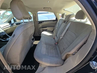 2020 Ford Fusion SE - miniatura 13